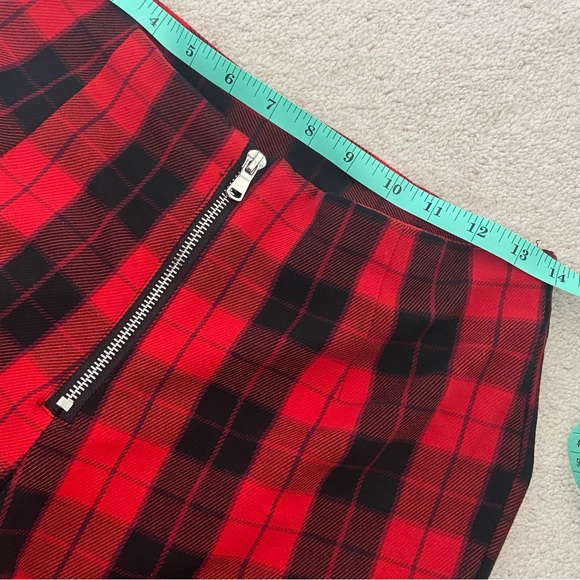 4 for $20 🖤 H&M Divided High Waisted Plaid Trousers - Picture 5 of 6